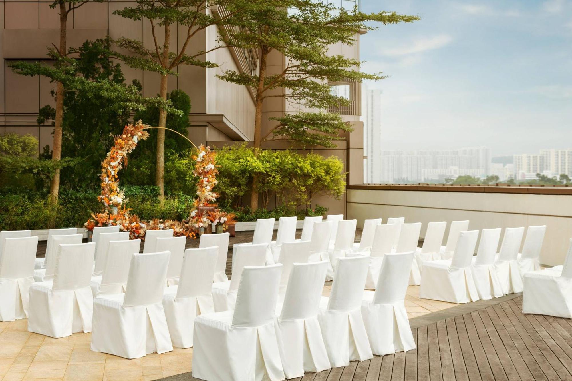 Courtyard By Marriott Hong Kong Sha Tin Hotell Exteriör bild